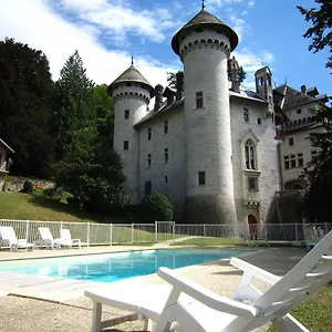 Cosy Castle With Pool France